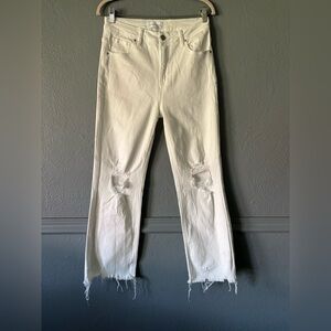 Risen | High Rise | Straight Crop | Distressed | White Denim | Size 29 | RDP5002